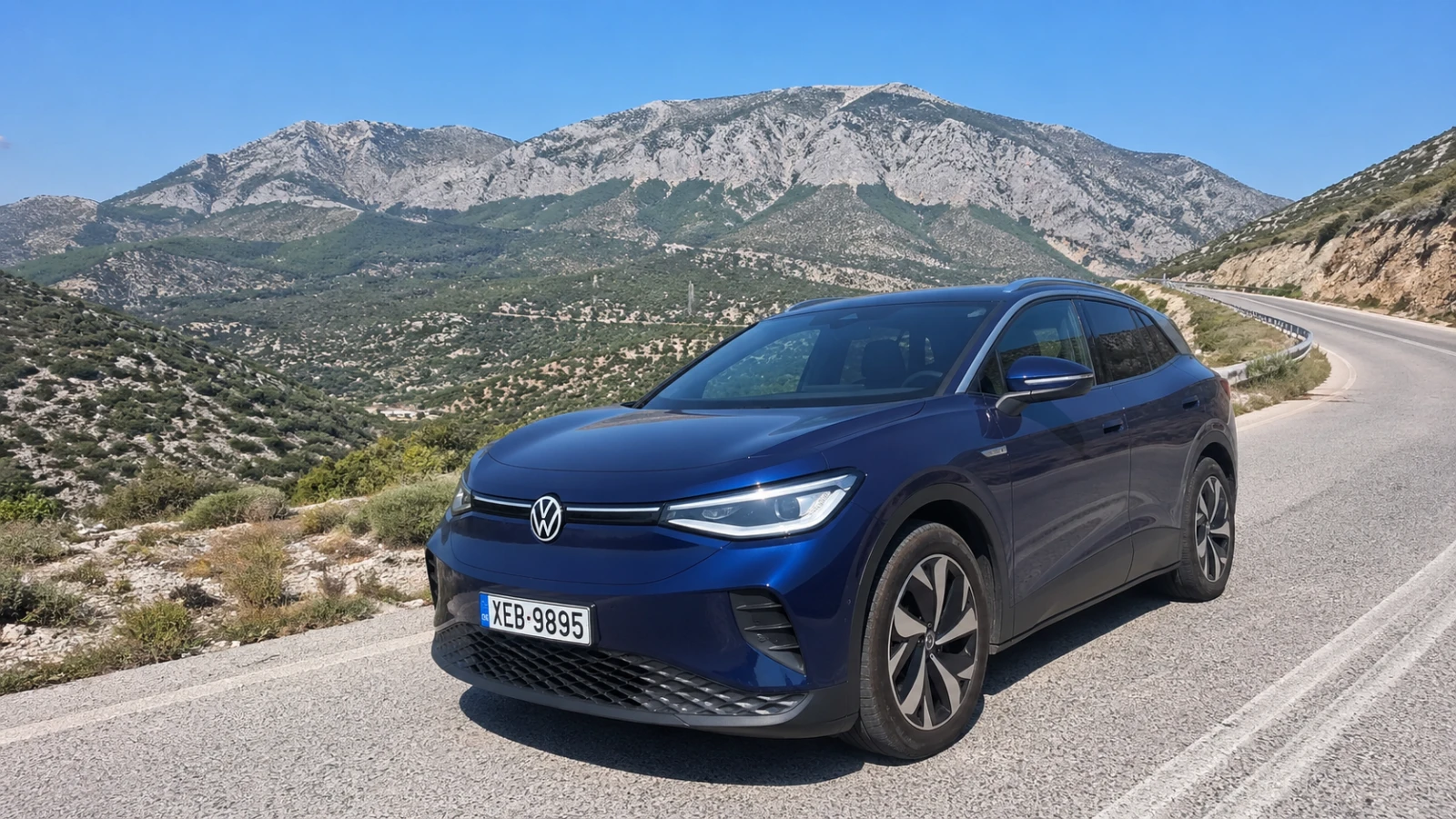 långtids månadsbiluthyrning Aten elektrisk Volkswagen ID4 erbjudande